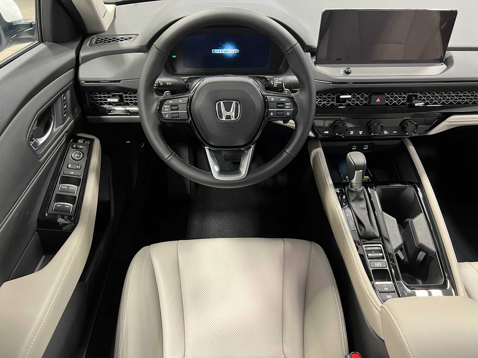 Thumbnail: 2025 Honda Accord - 16