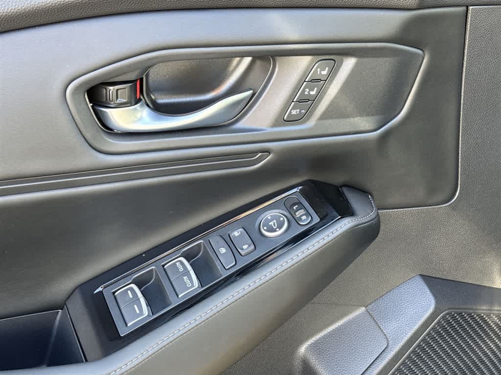 Thumbnail: 2025 Honda Accord - 17