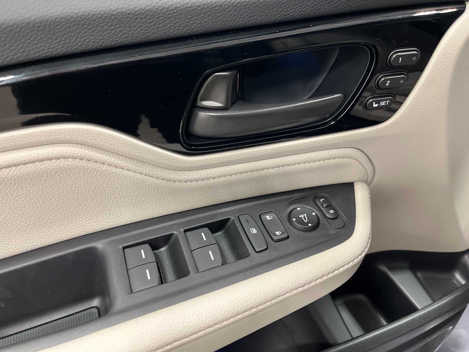 Thumbnail: 2026 Honda Odyssey - 13