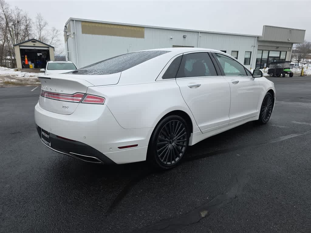 Thumbnail: 2017 Lincoln MKZ - 9
