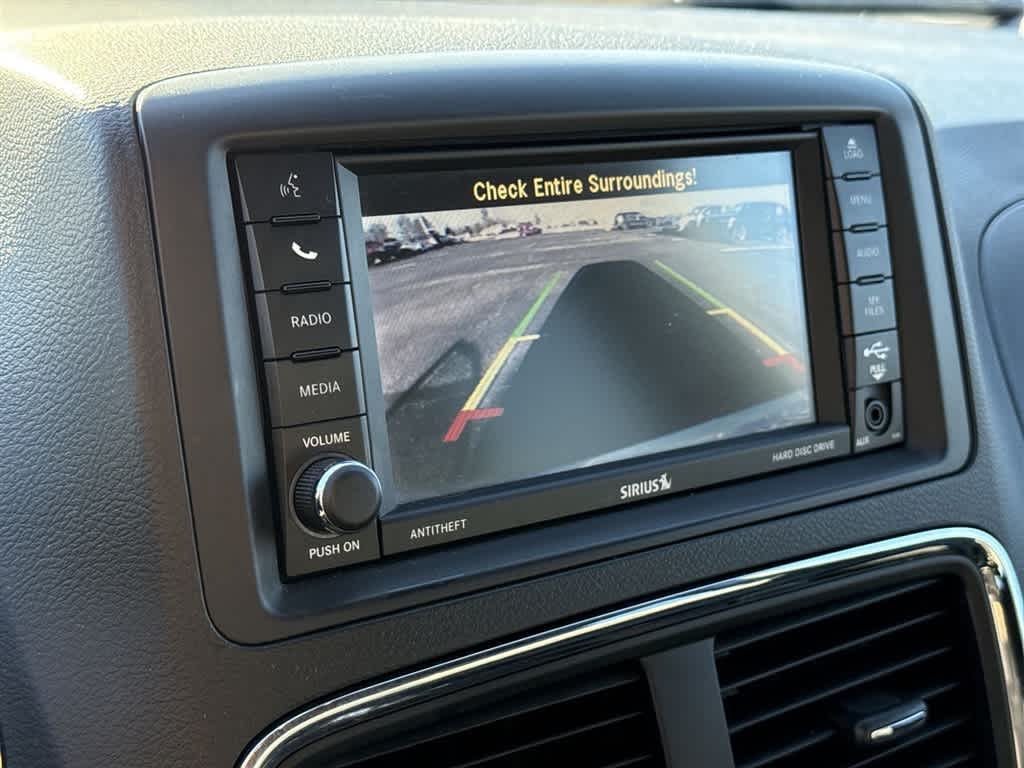 Thumbnail: 2017 Dodge Grand Caravan - 21