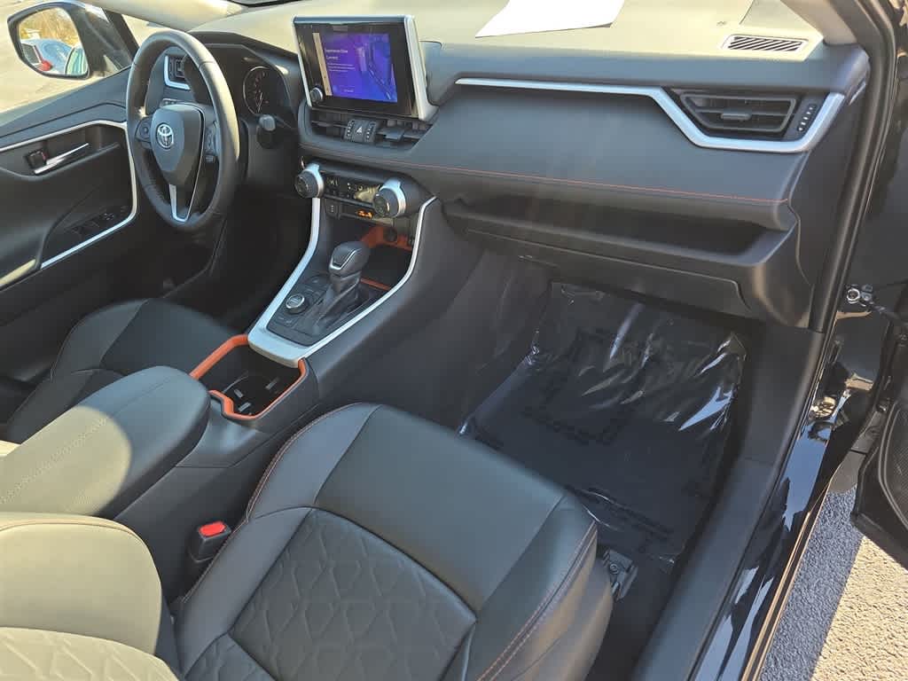 Thumbnail: 2024 Toyota RAV4 - 12