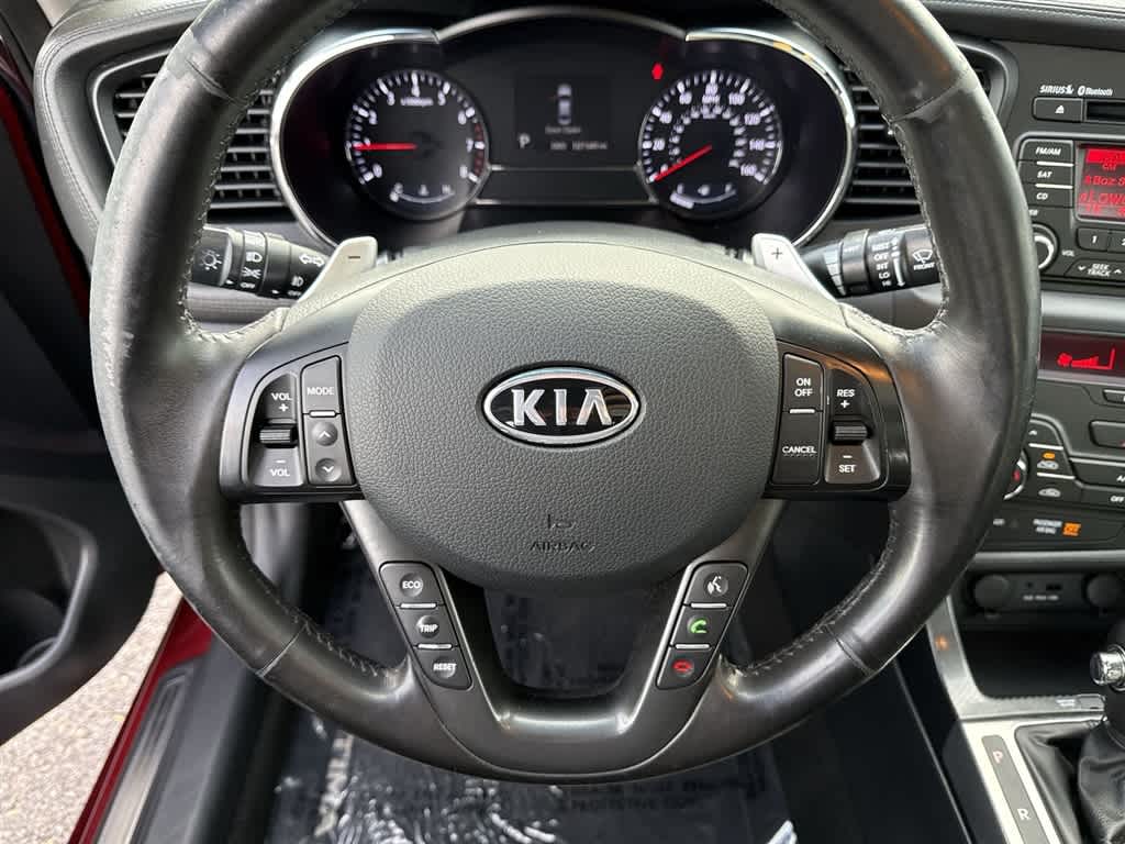 Thumbnail: 2011 Kia Optima - 18