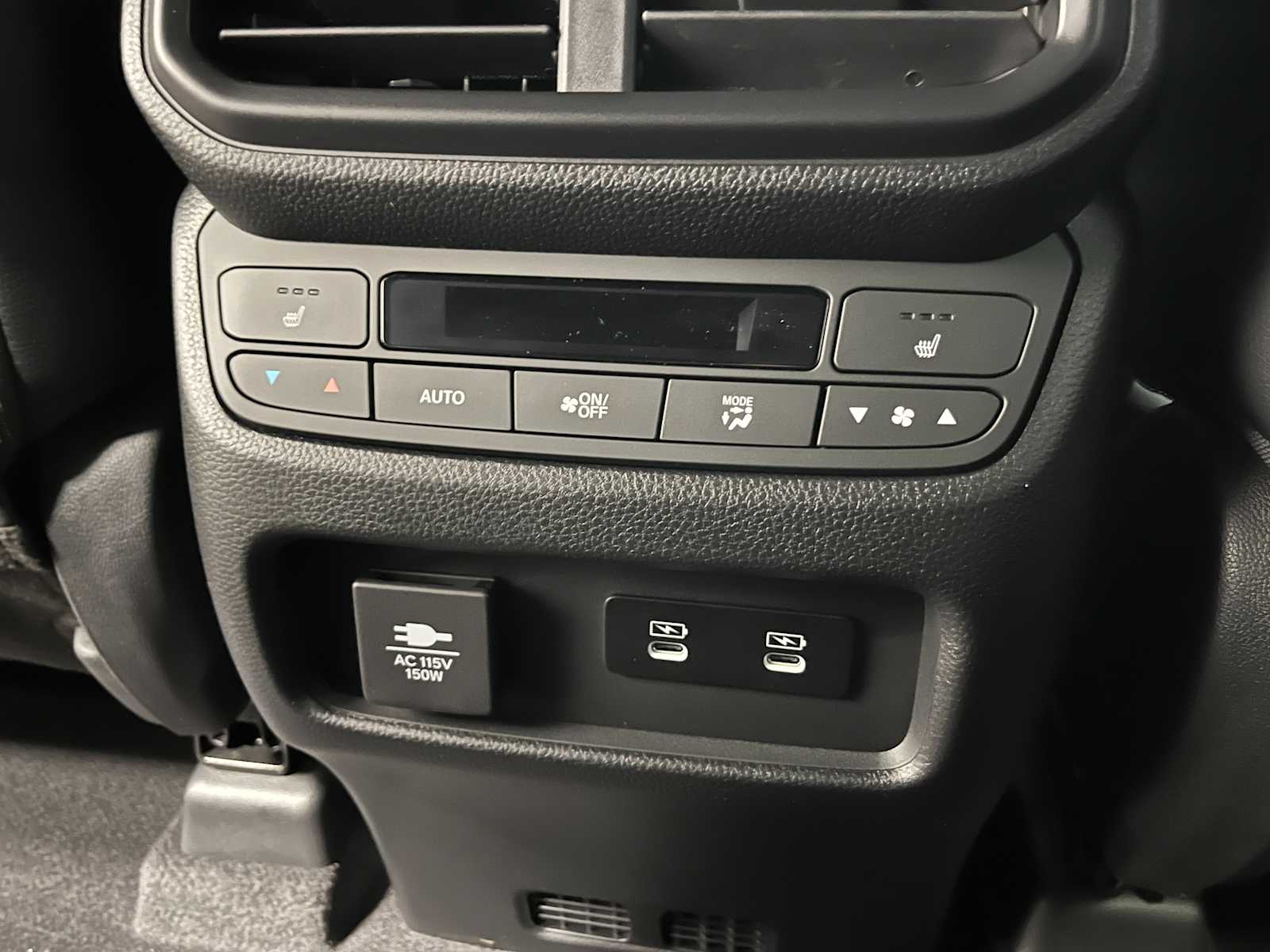 Thumbnail: 2026 Honda Pilot - 25