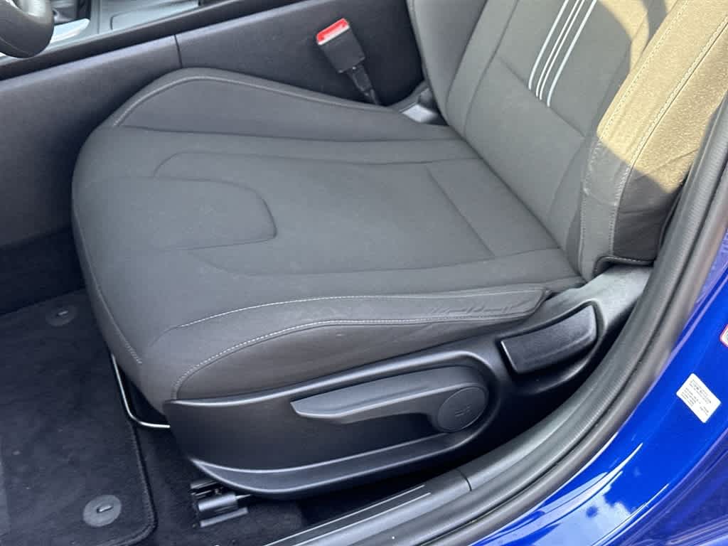 Thumbnail: 2023 Hyundai Elantra - 13