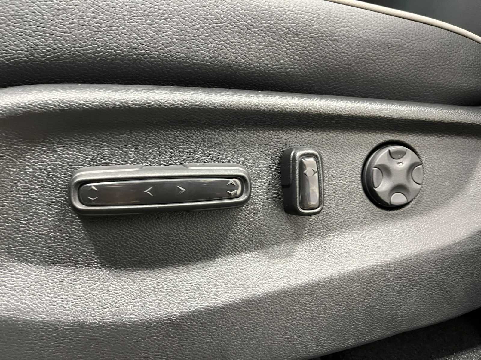 Thumbnail: 2026 Honda Odyssey - 14