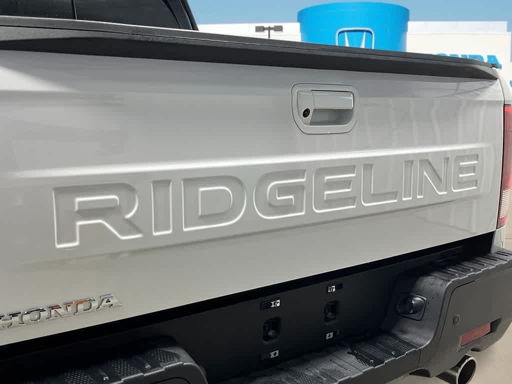 Thumbnail: 2025 Honda Ridgeline - 6