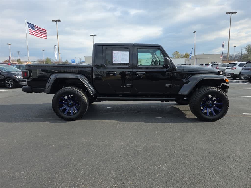 Thumbnail: 2024 Jeep Gladiator - 2