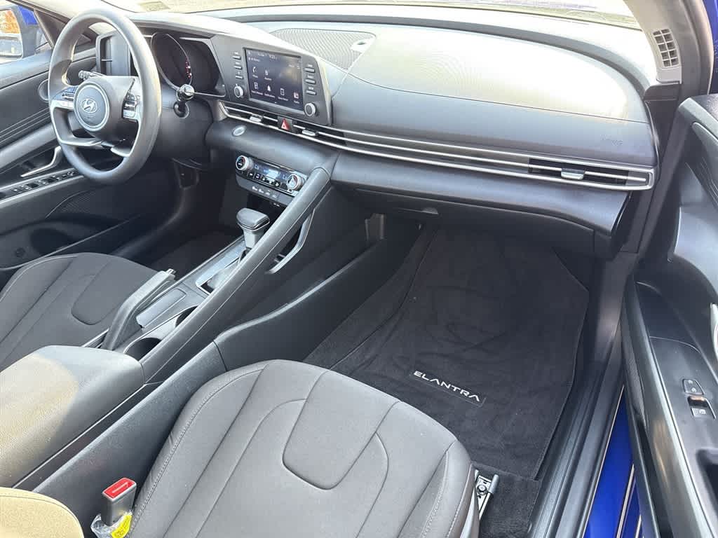 Thumbnail: 2023 Hyundai Elantra - 12