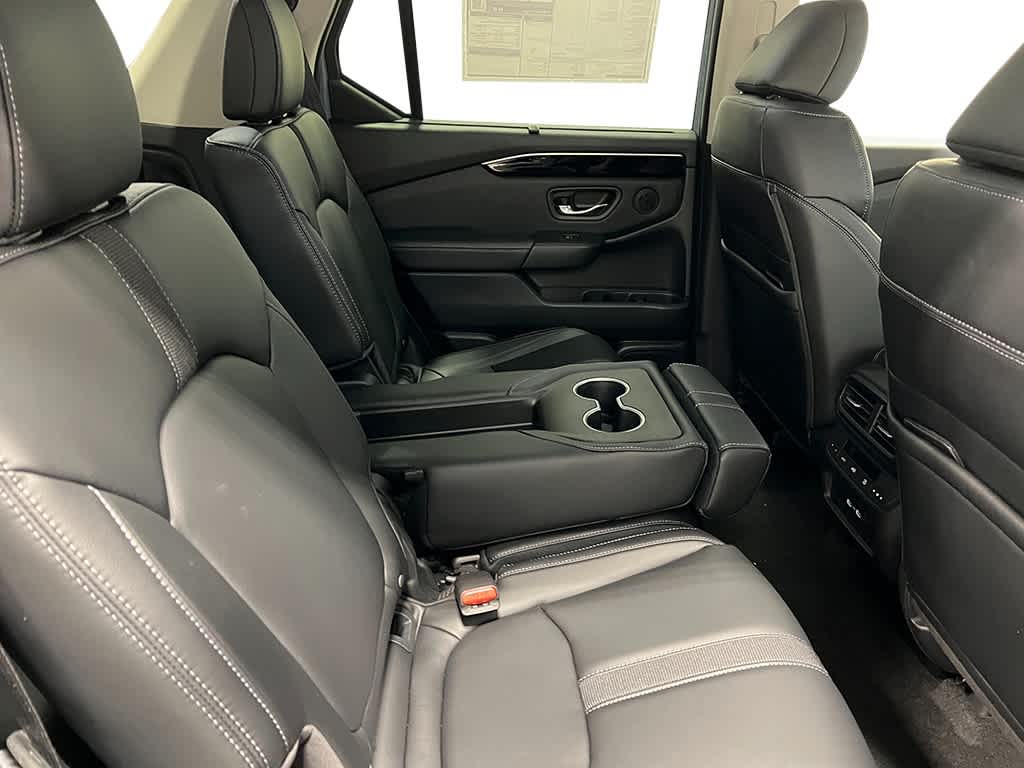 Thumbnail: 2025 Honda Pilot - 39