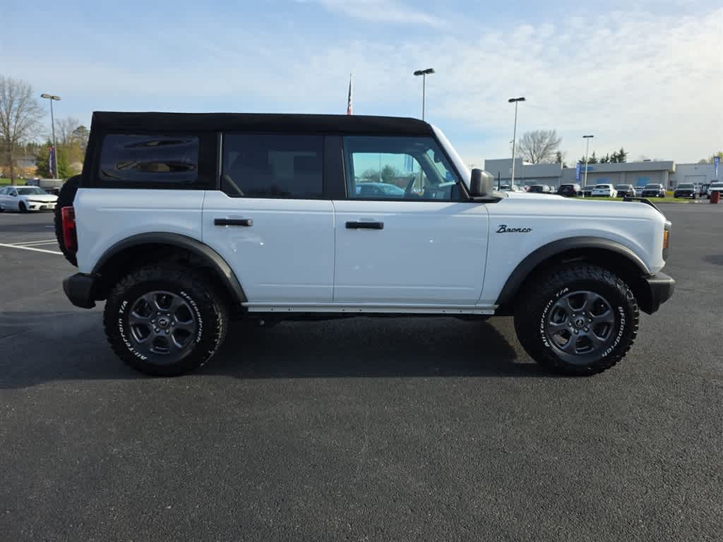 Thumbnail: 2023 Ford Bronco - 2