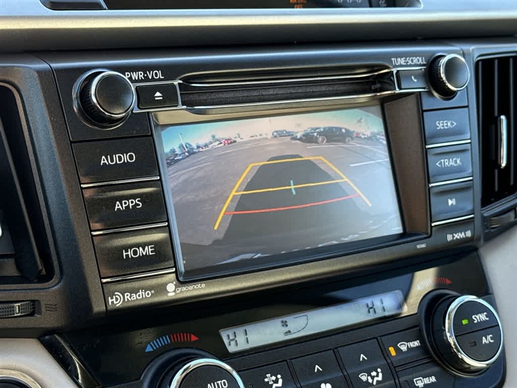 Thumbnail: 2018 Toyota RAV4 - 20