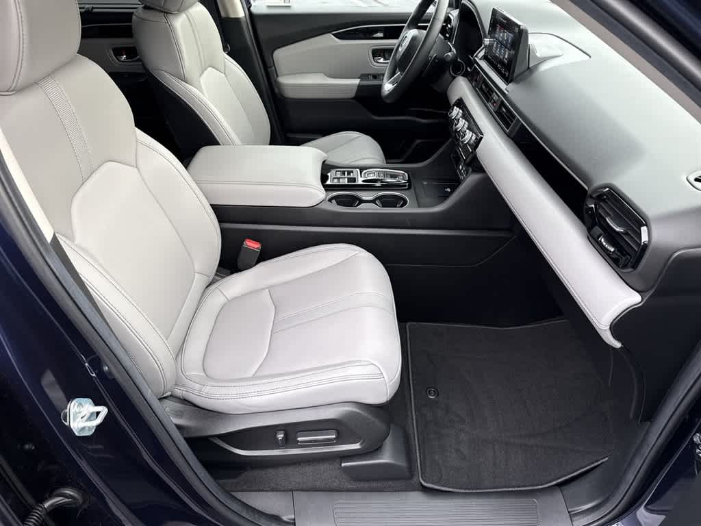 Thumbnail: 2025 Honda Pilot - 12