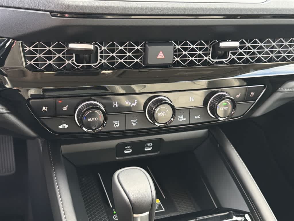 Thumbnail: 2025 Honda Accord - 25