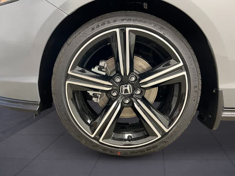Thumbnail: 2025 Honda Accord - 11