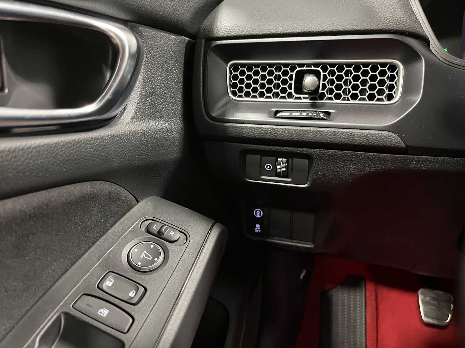 Thumbnail: 2025 Honda Civic - 17