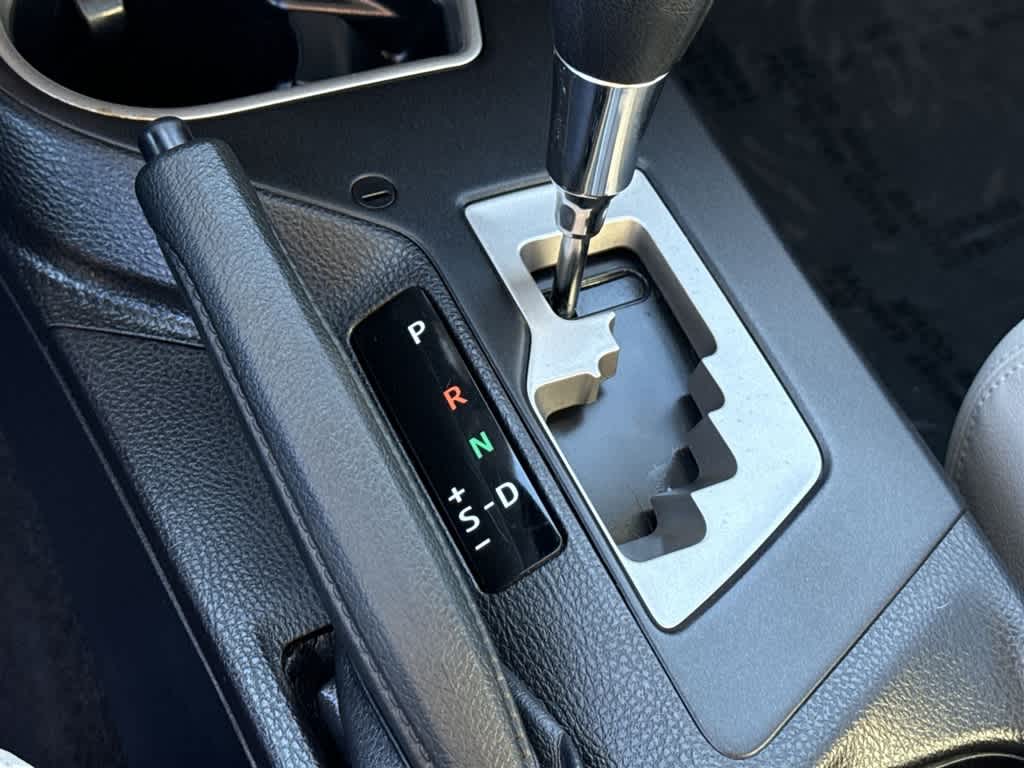 Thumbnail: 2018 Toyota RAV4 - 23