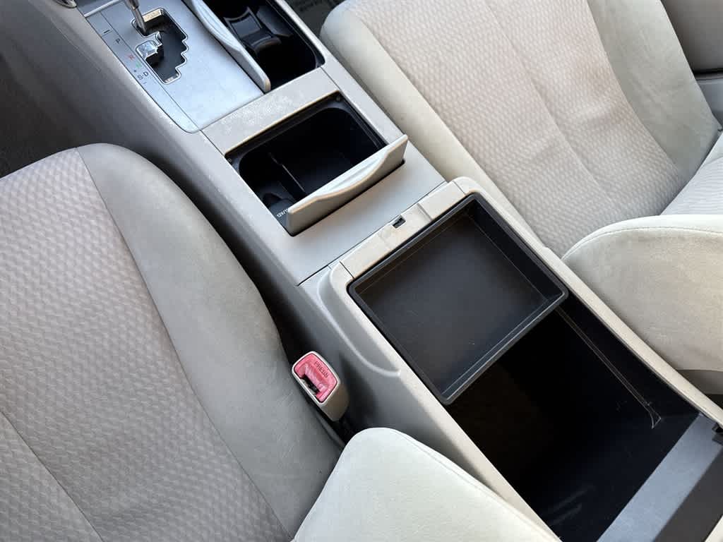 Thumbnail: 2011 Toyota Camry - 22