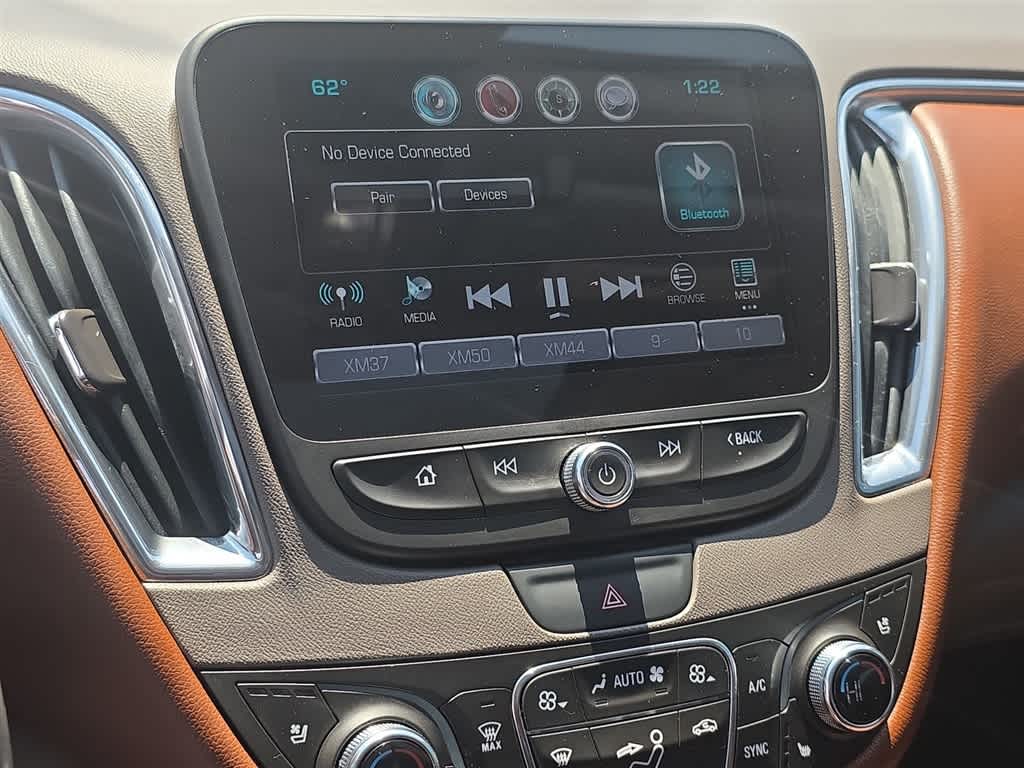 Thumbnail: 2017 Chevrolet Malibu - 21