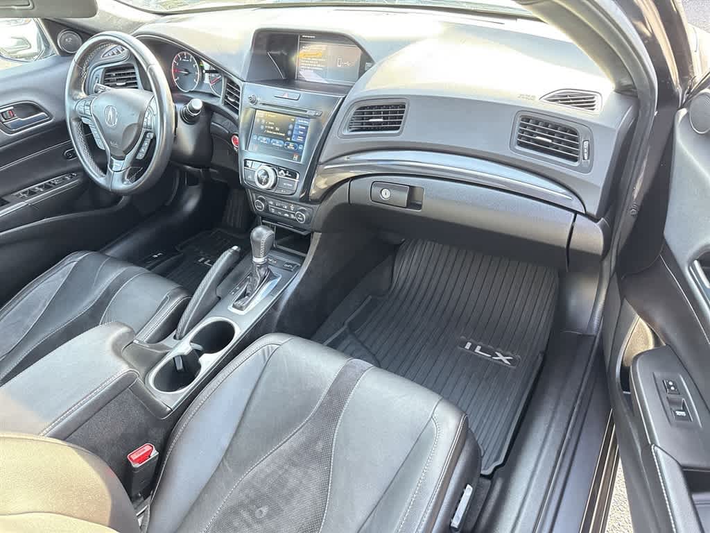 Thumbnail: 2021 Acura ILX - 12