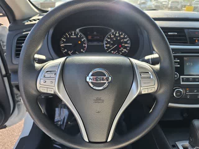Thumbnail: 2016 Nissan Altima - 34