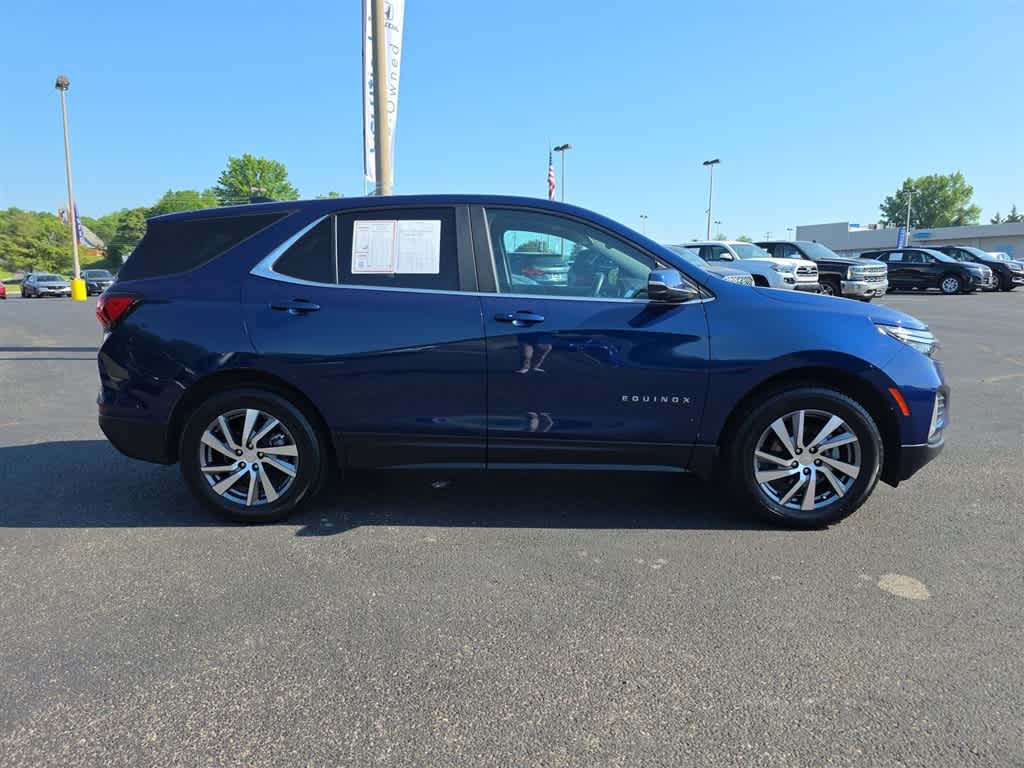 Thumbnail: 2023 Chevrolet Equinox - 2