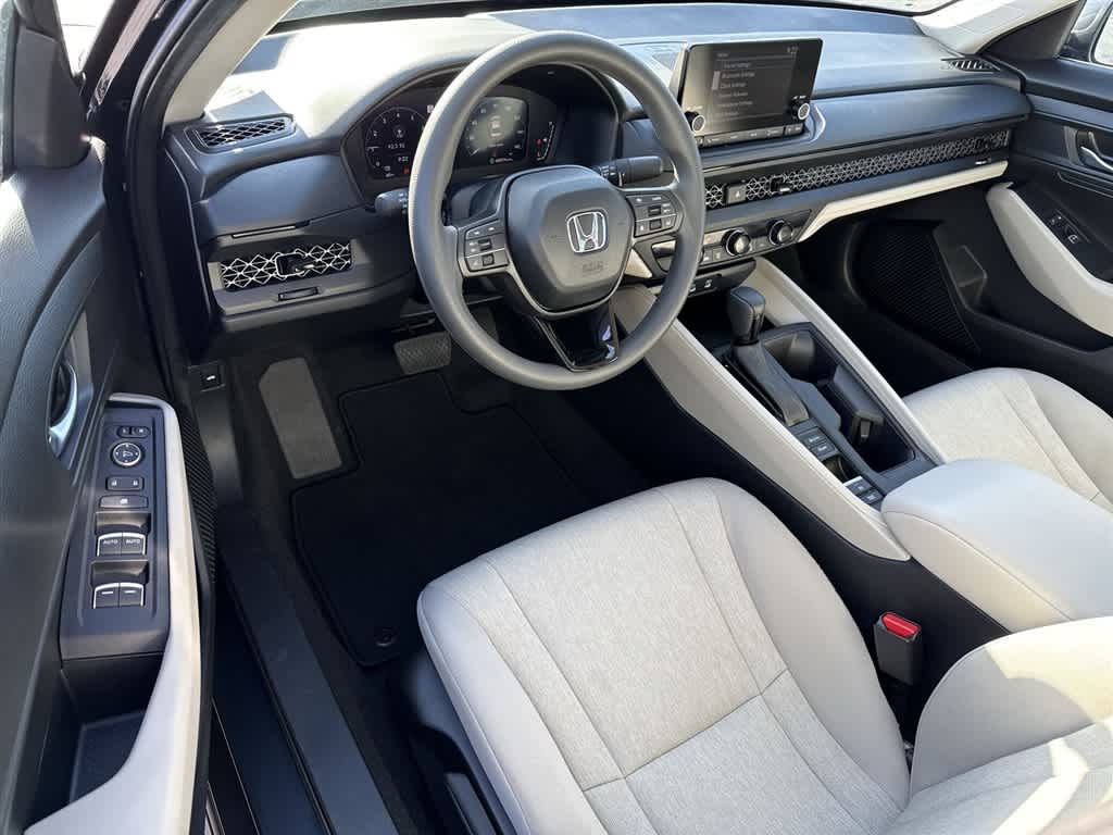 Thumbnail: 2025 Honda Accord - 27