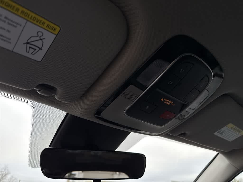 Thumbnail: 2023 Hyundai Santa Fe - 16