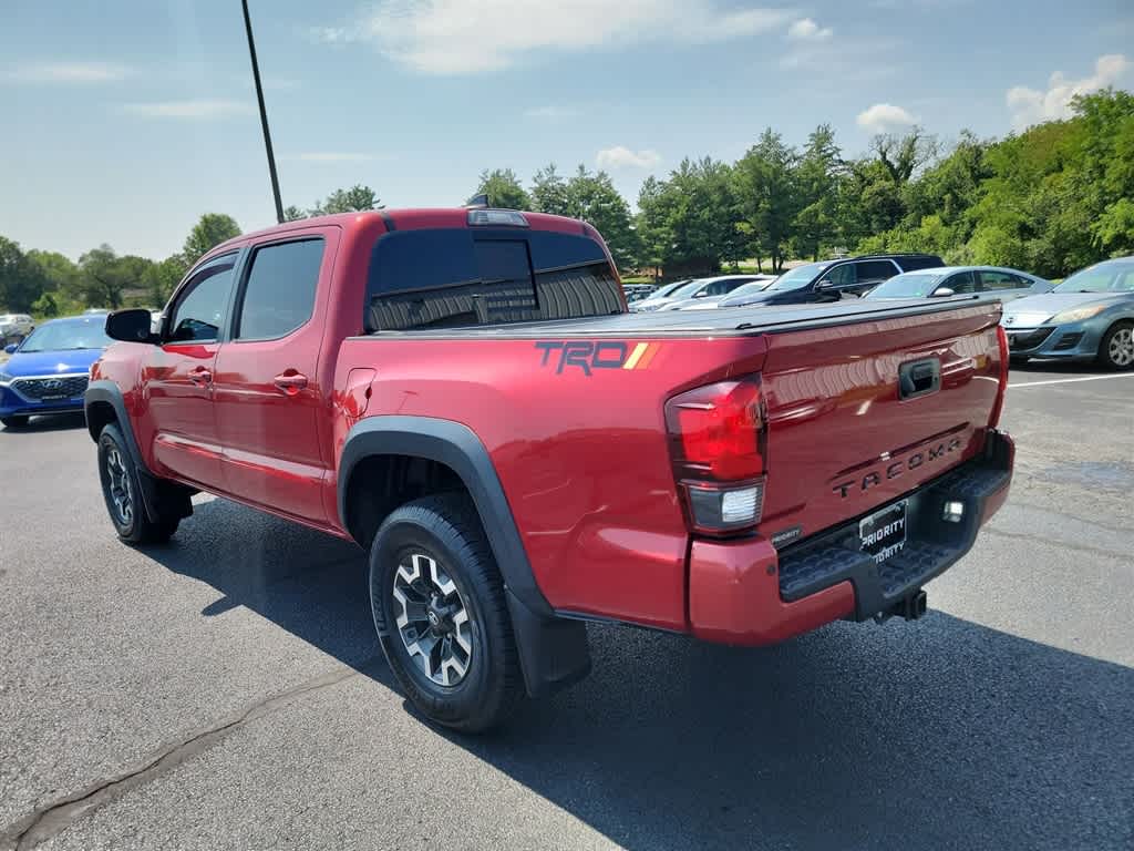 Thumbnail: 2019 Toyota Tacoma - 7