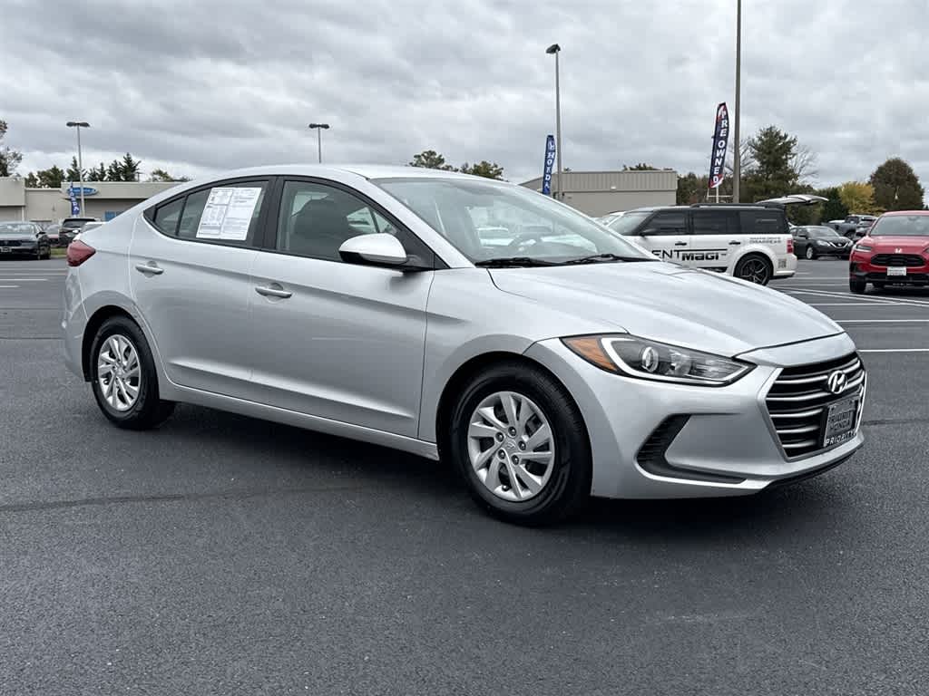 Thumbnail: 2017 Hyundai Elantra - 3