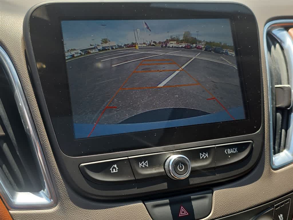 Thumbnail: 2017 Chevrolet Malibu - 20