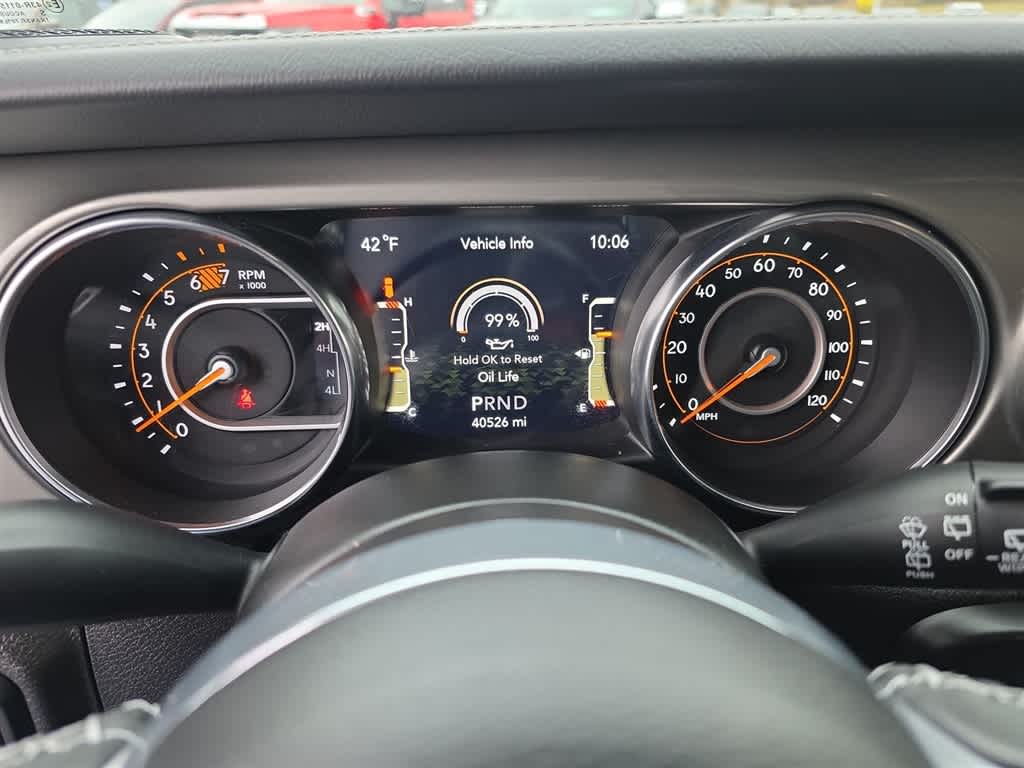 Thumbnail: 2022 Jeep Wrangler - 21