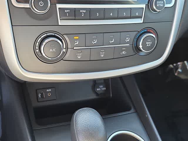 Thumbnail: 2016 Nissan Altima - 42