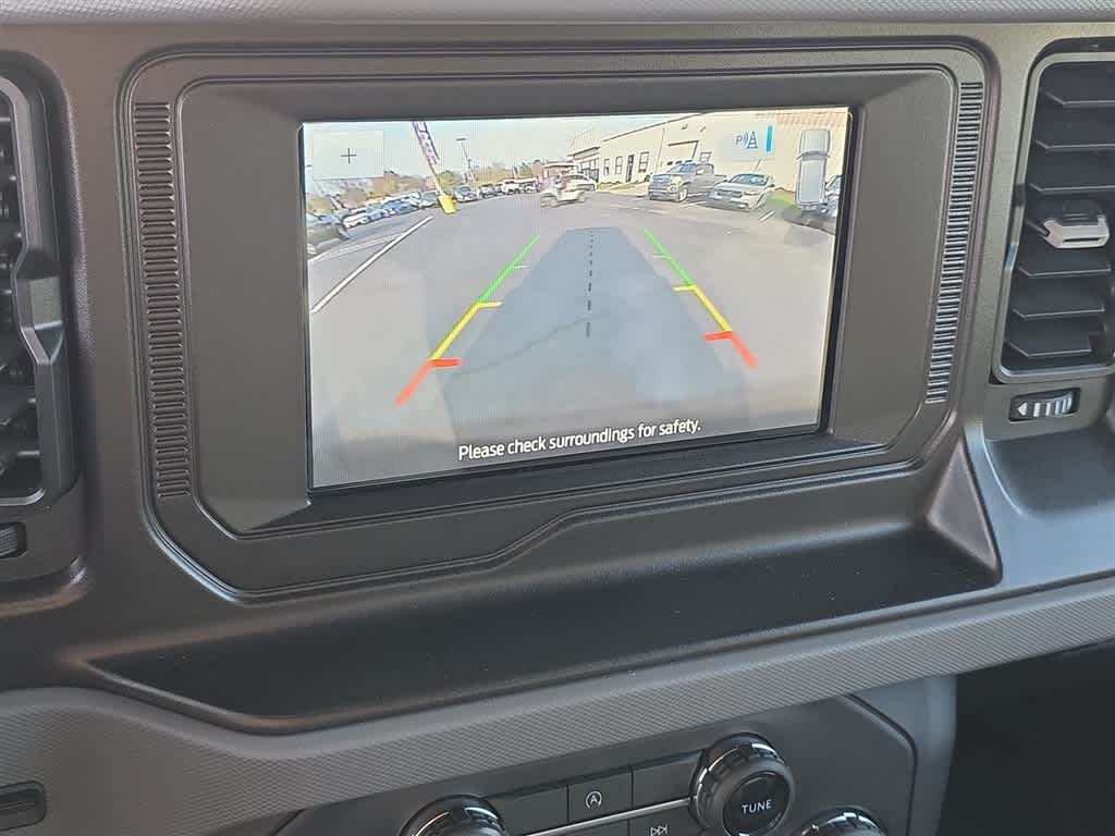 Thumbnail: 2023 Ford Bronco - 22