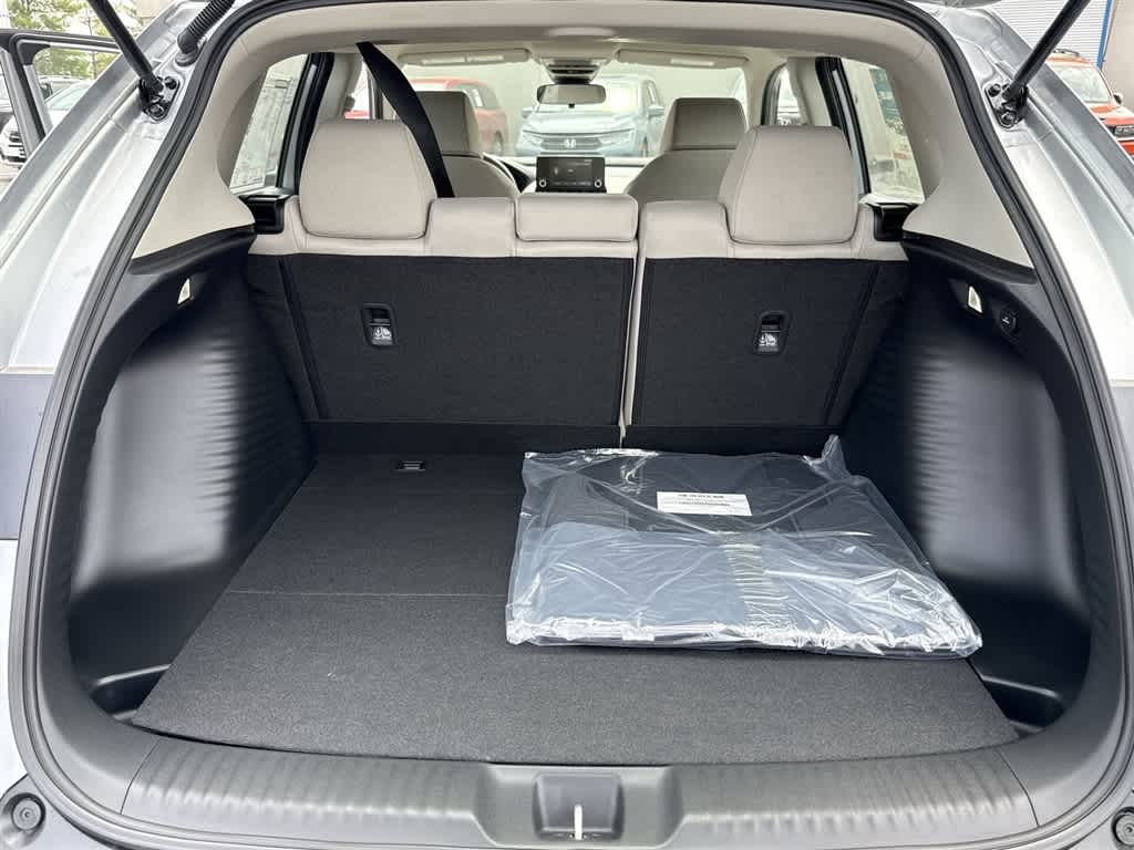 2025 Honda HR-V LX 24