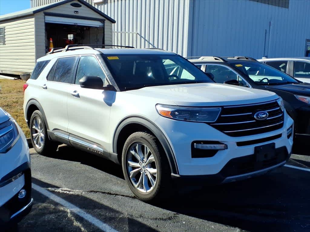 Thumbnail: 2020 Ford Explorer - 8