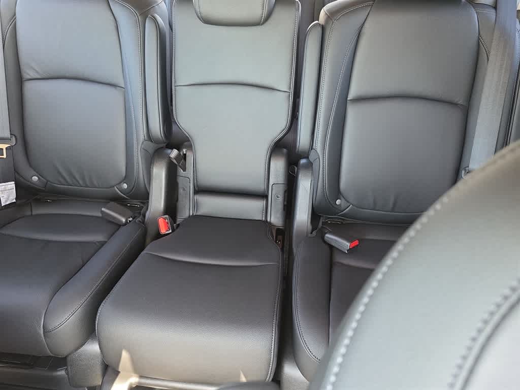 Thumbnail: 2026 Honda Odyssey - 16