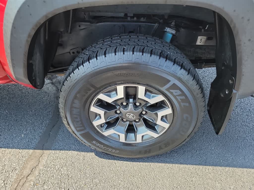 Thumbnail: 2019 Toyota Tacoma - 30
