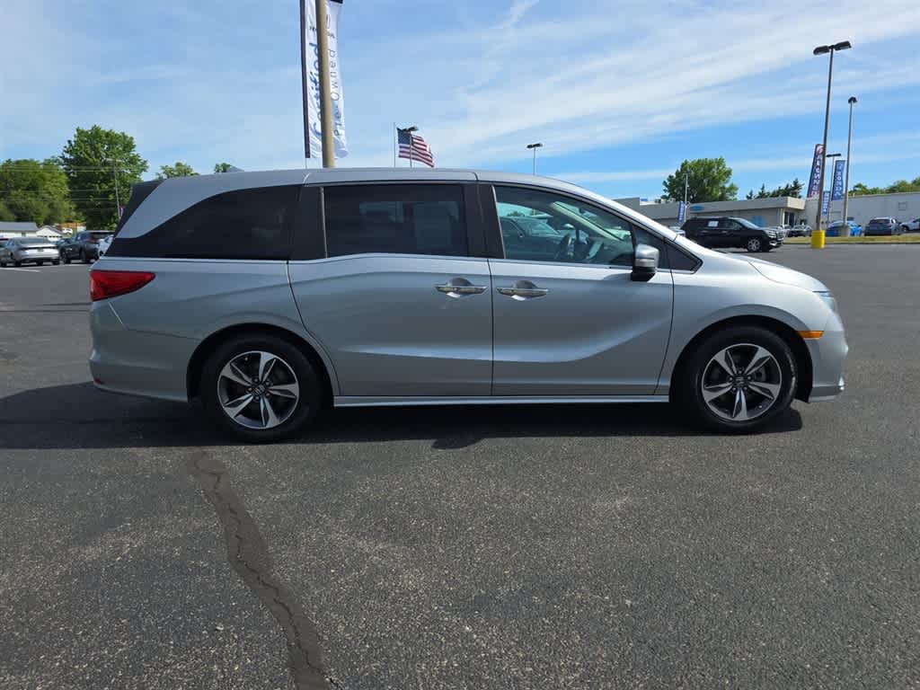 Thumbnail: 2018 Honda Odyssey - 3