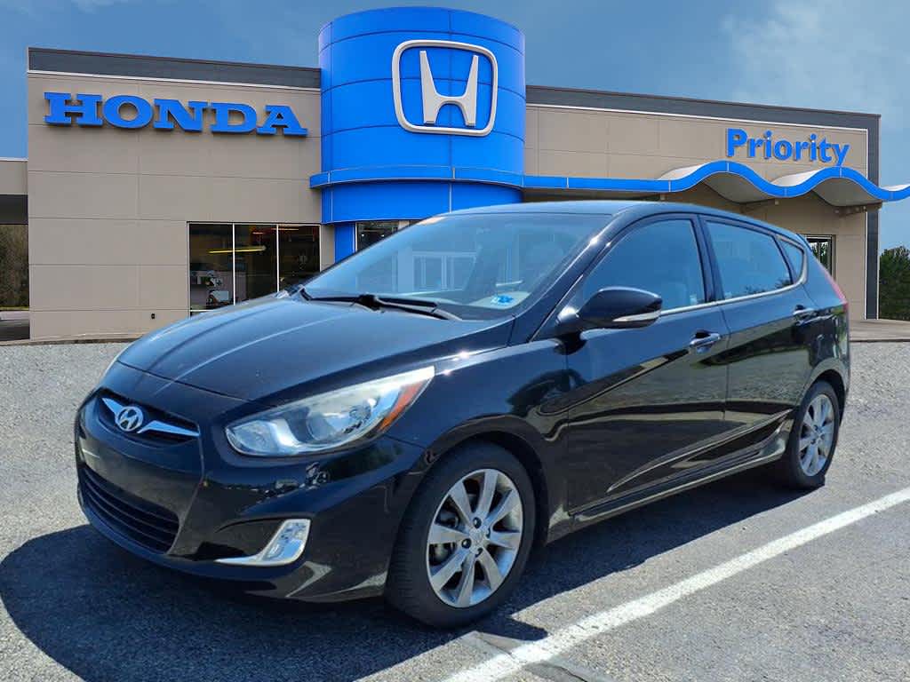 2013 Hyundai Accent SE -
                  Roanoke, VA