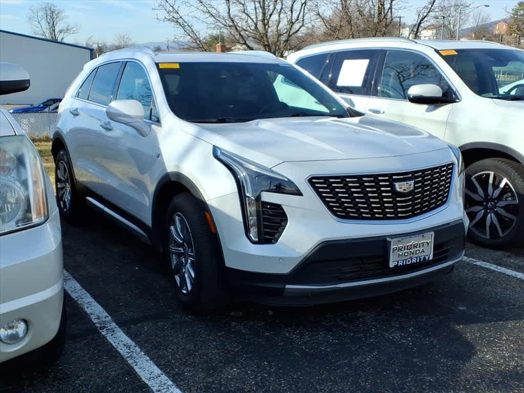 Thumbnail: 2019 Cadillac XT4 - 6
