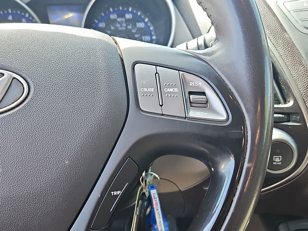 Thumbnail: 2015 Hyundai Tucson - 21