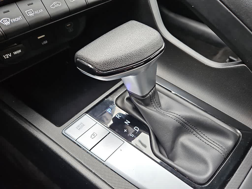 Thumbnail: 2024 Hyundai Elantra - 12