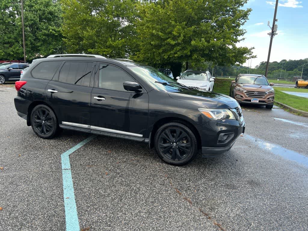 Thumbnail: 2017 Nissan Pathfinder - 6