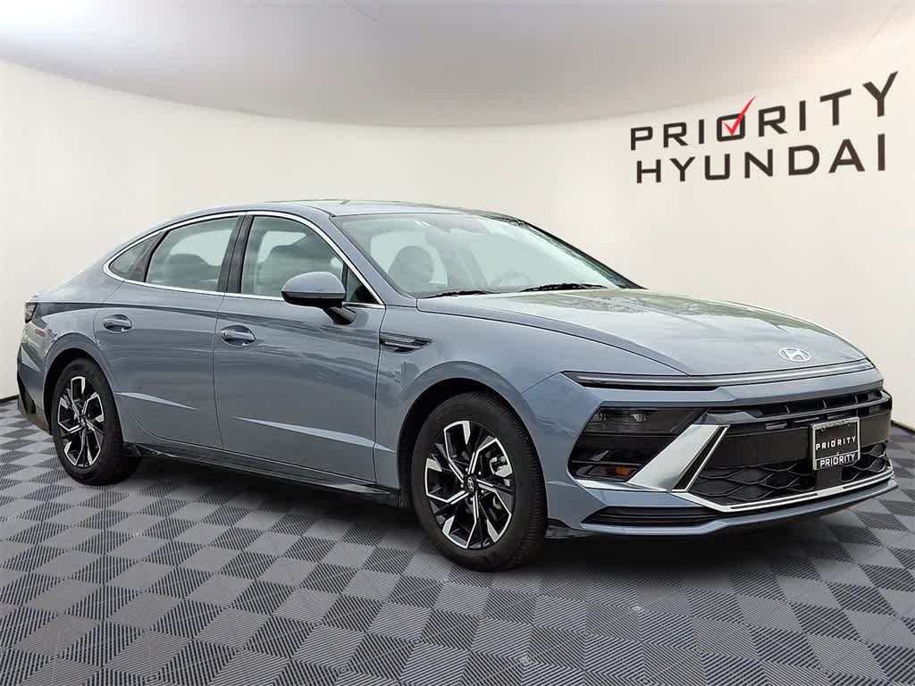 Thumbnail: 2025 Hyundai Sonata - 3