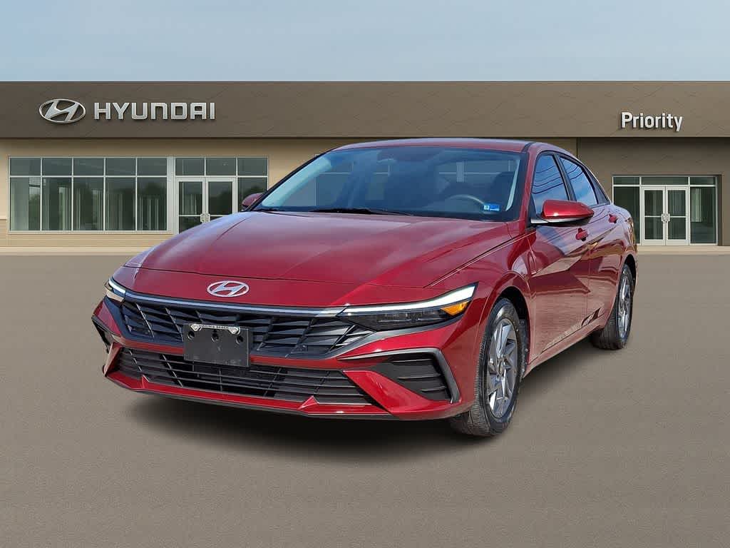 Thumbnail: 2024 Hyundai Elantra - 1