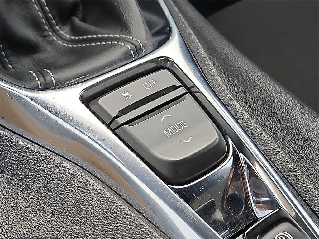 Thumbnail: 2019 Chevrolet Camaro - 22