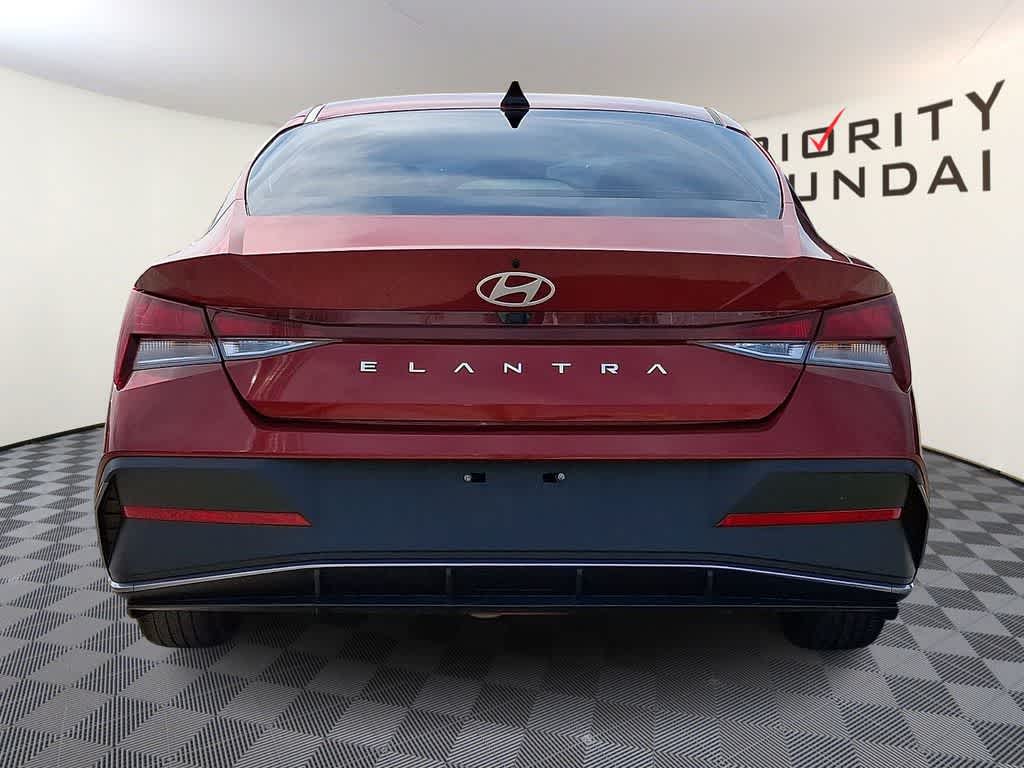 Thumbnail: 2024 Hyundai Elantra - 5