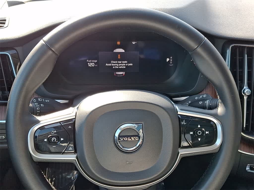 Thumbnail: 2024 Volvo XC60 - 20