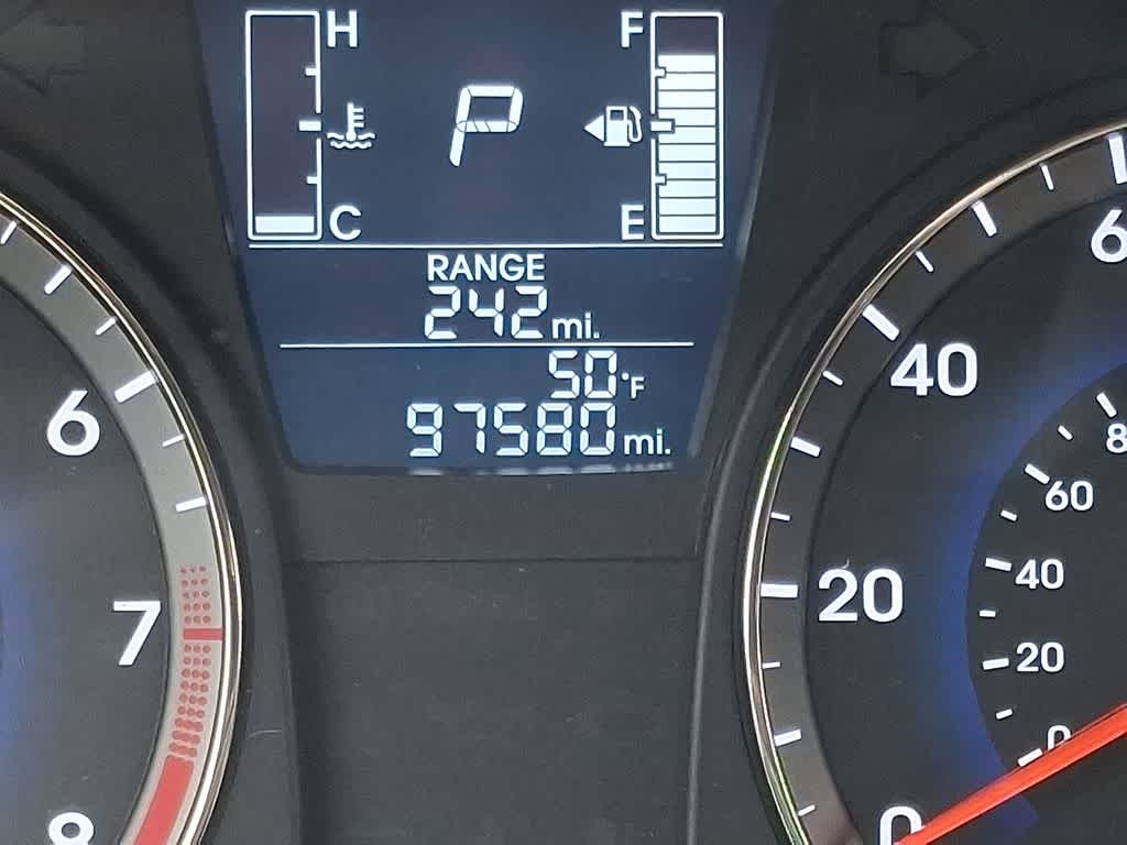 Thumbnail: 2017 Hyundai Accent - 18